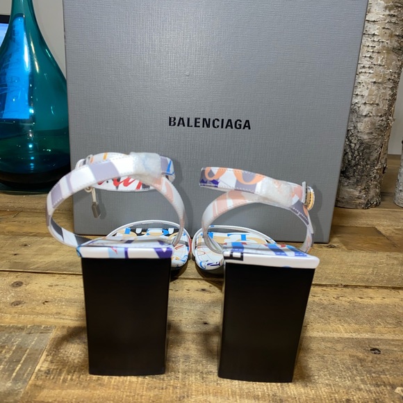 Balenciaga Block Heel Printed Ankle Wrap Sandals - Picture 6 of 13